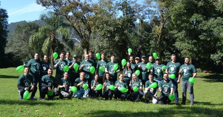 Imagem destaque da publicação na categoria Mídia em Destaque. Nome da publicação: Programa de Treinamento de Desenvolvimento Contínuo de Líderes (Imersivo)