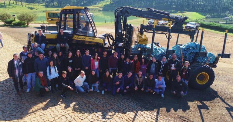 Imagem destaque da publicação na categoria Mídia em Destaque. Nome da publicação: Projeto Profissionais do Futuro